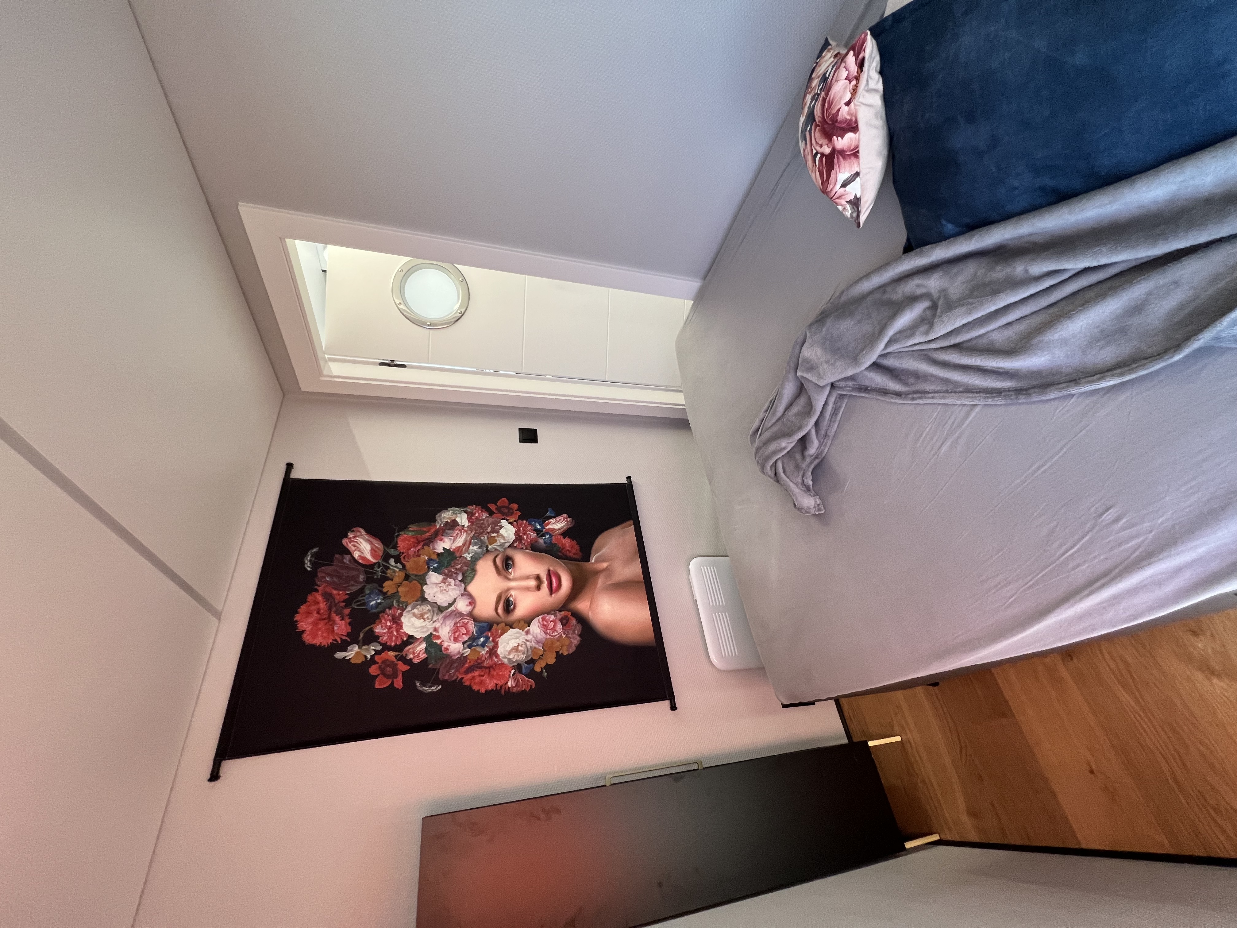 placeholder image-sq